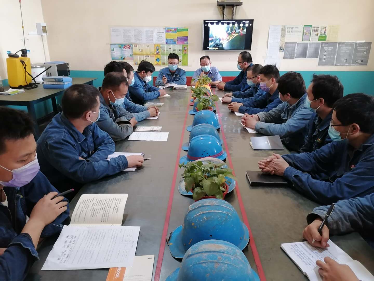 强化警示效果 筑牢安全防线 强化警示效果 筑牢安全防线