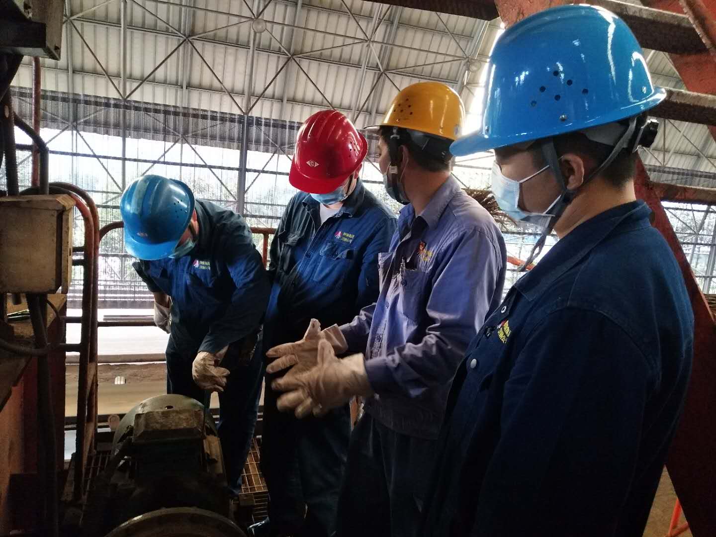 内外兼修 共铸安全生产堡垒 内外兼修 共铸安全生产堡垒