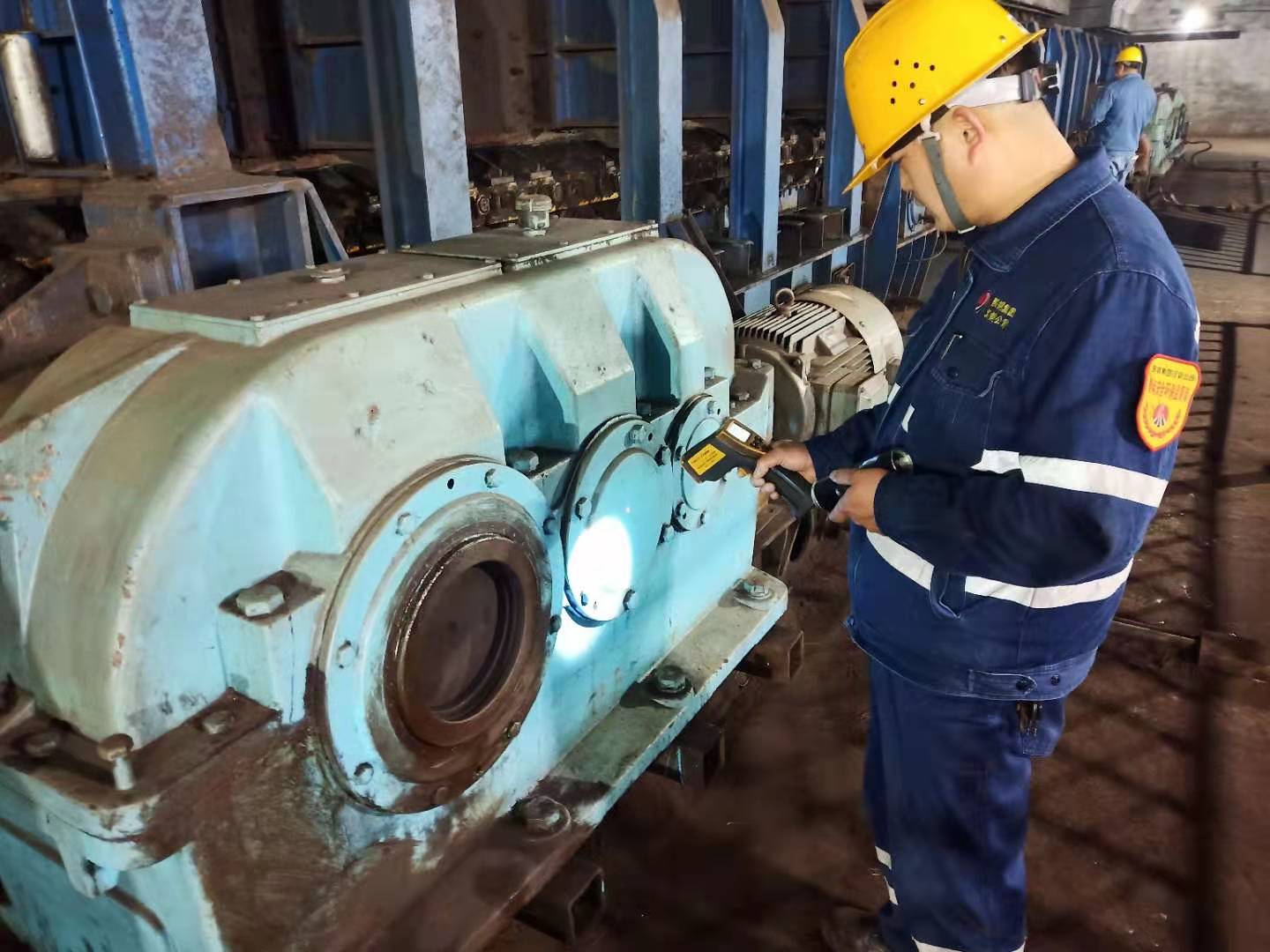 【安全管理】吹响生产一线的“安全哨” 【安全管理】吹响生产一线的“安全哨”