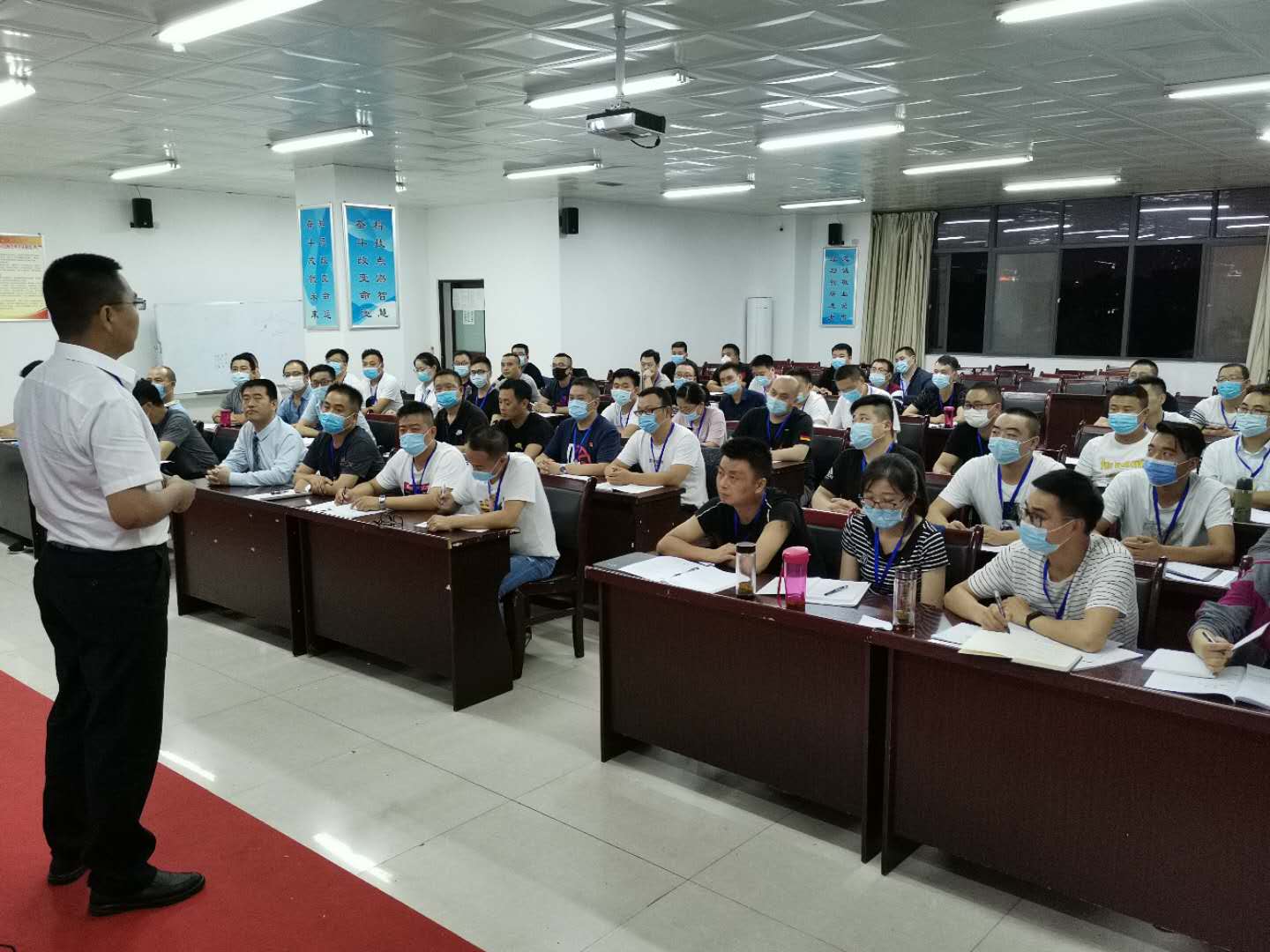 这个“思想政治理论学习”很有魅力 这个“思想政治理论学习”很有魅力