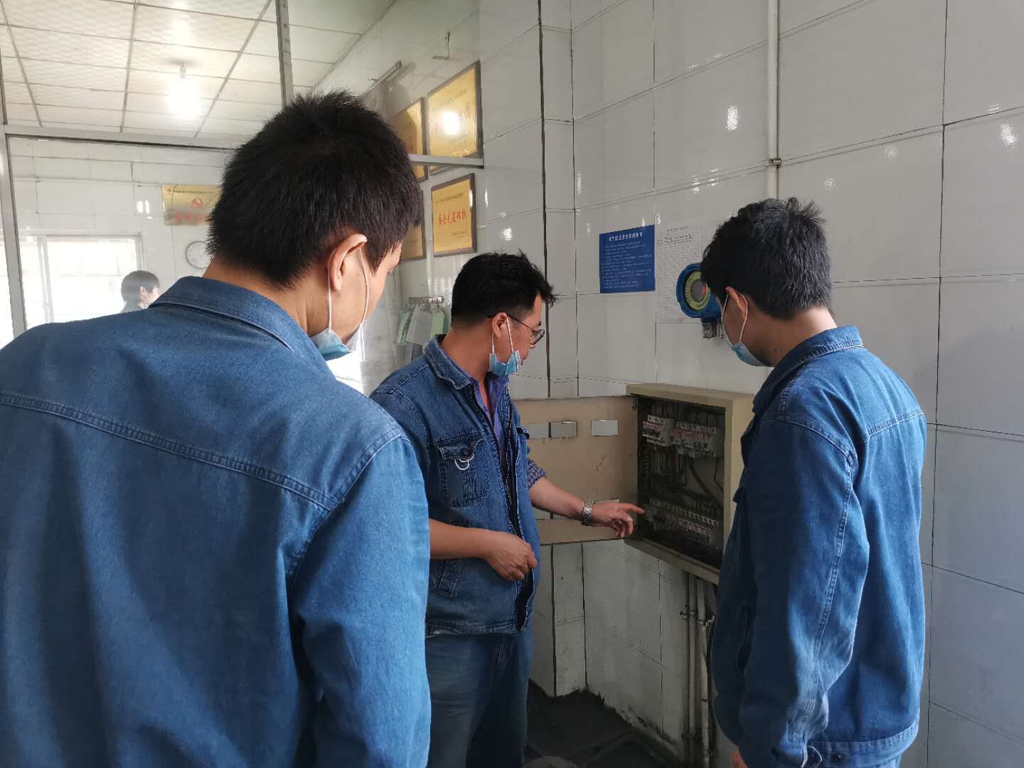 大干一百天,誓夺安全年 大干一百天,誓夺安全年