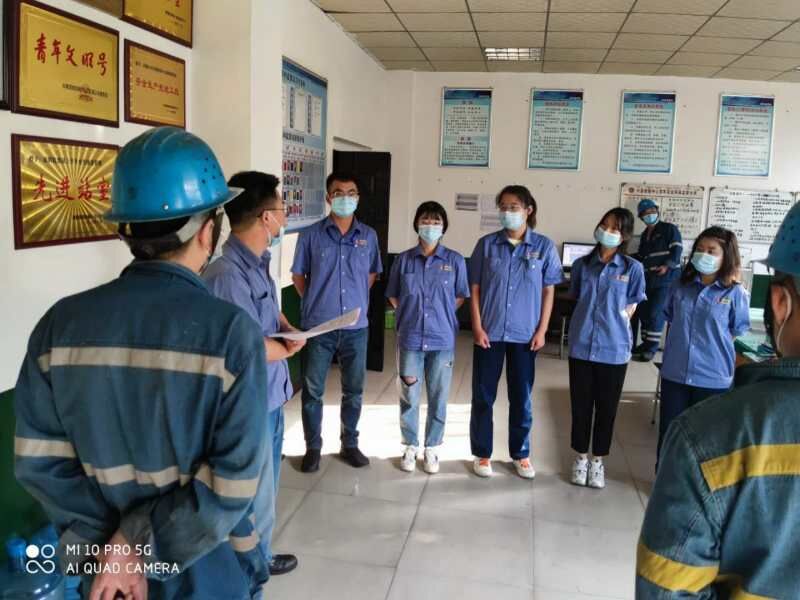 心怀梦想 乘风破浪 心怀梦想 乘风破浪