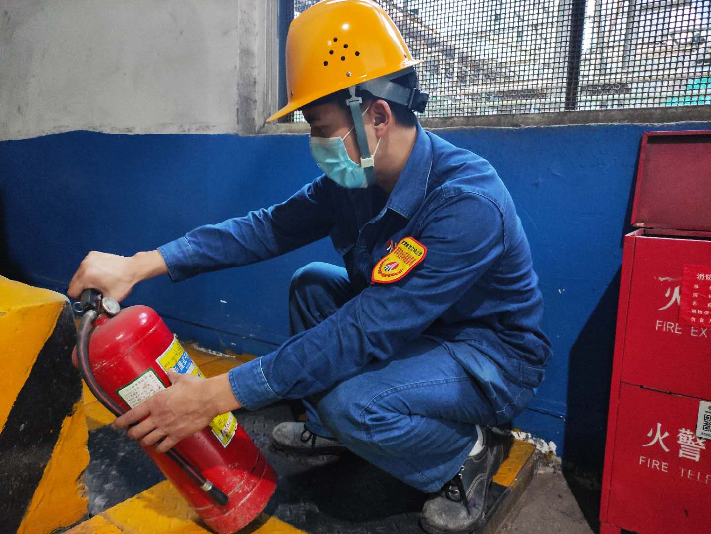 多渠道促“百日安全”活动落地生根 多渠道促“百日安全”活动落地生根