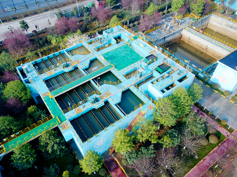 十年风雨十年歌,青春无悔战钢城 十年风雨十年歌,青春无悔战钢城