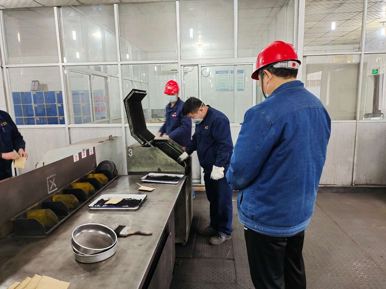 党建领航再扬帆,筑牢岁末安全堤 党建领航再扬帆,筑牢岁末安全堤