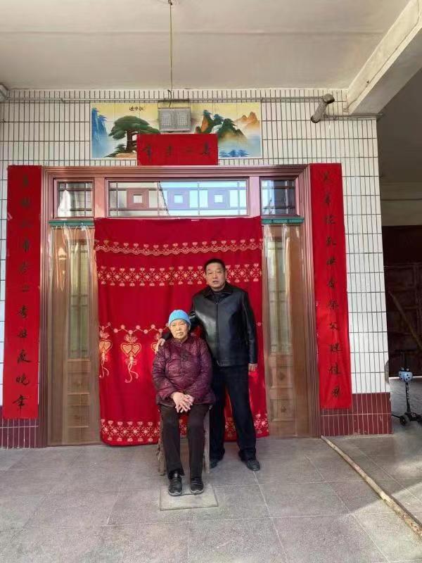 每位母亲都是“李焕英”