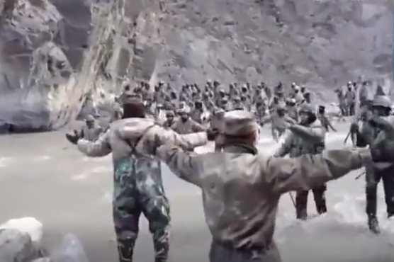 致敬“卫国戍边”的英雄们