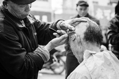 今年 你剃头了吗？