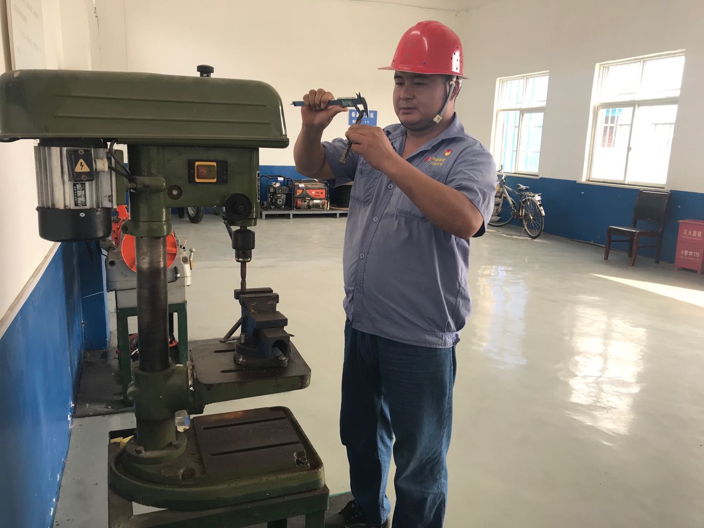 【星耀钢城】守初心、勇担当，用实际行动让党徽闪耀光芒—记陕钢集团汉钢公司“优秀共产党员”