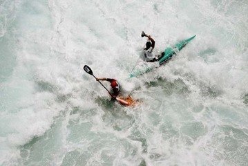 【钢城文苑】逆流而泳 未来可期